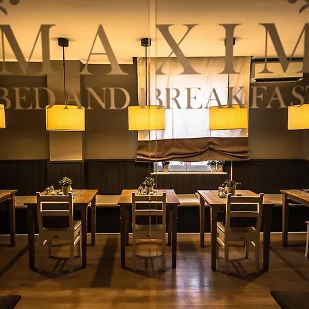 Maxim Bed & Breakfast 3*