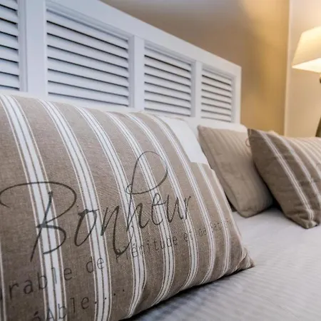 Maxim Bed & Breakfast 3*
