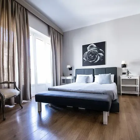 Maxim Nocleg ze śniadaniem 4*