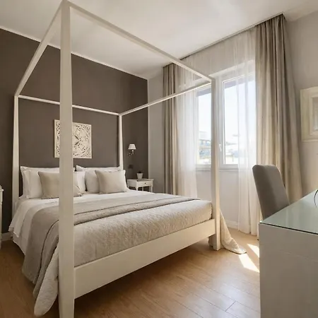 Maxim Frühstückspension 4*