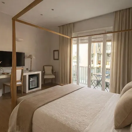Maxim Bed & Breakfast 4*