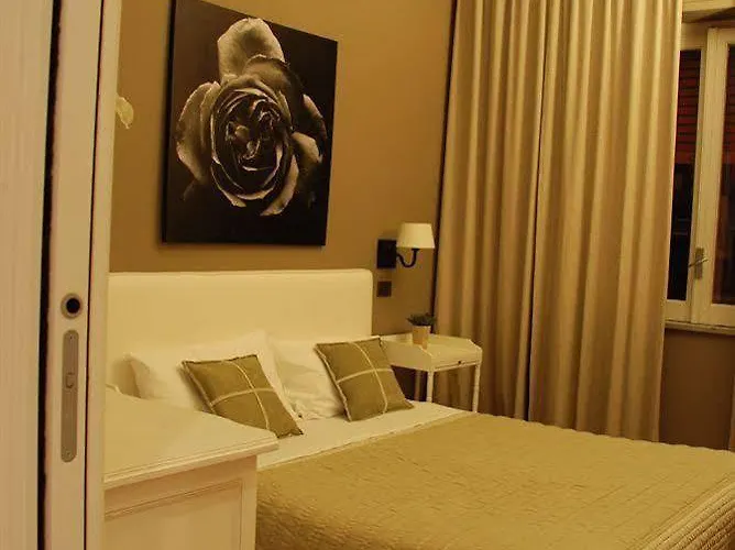 Maxim Oda ve Kahvaltı