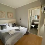 Couette-café Maxim 4*