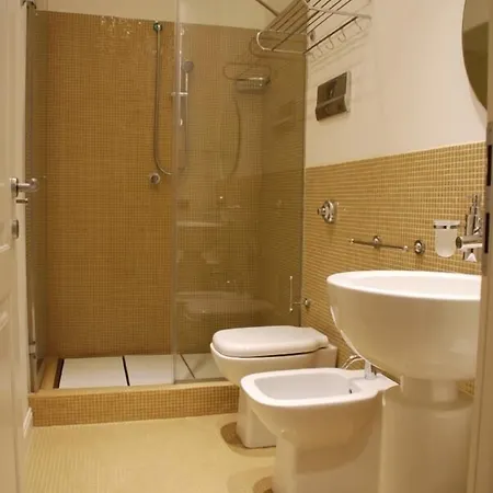Maxim Bed & Breakfast 4*